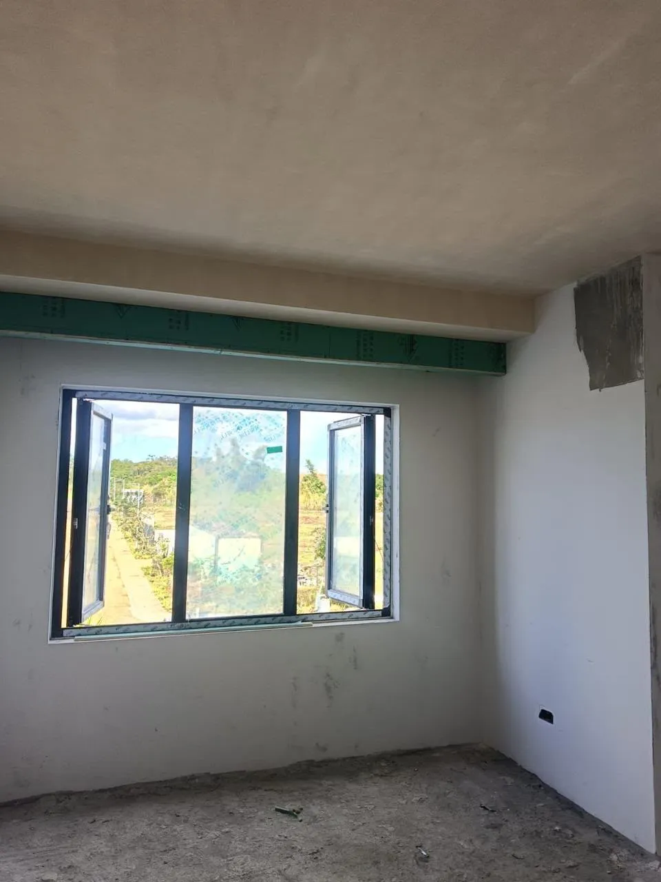 Renovated interior room finish